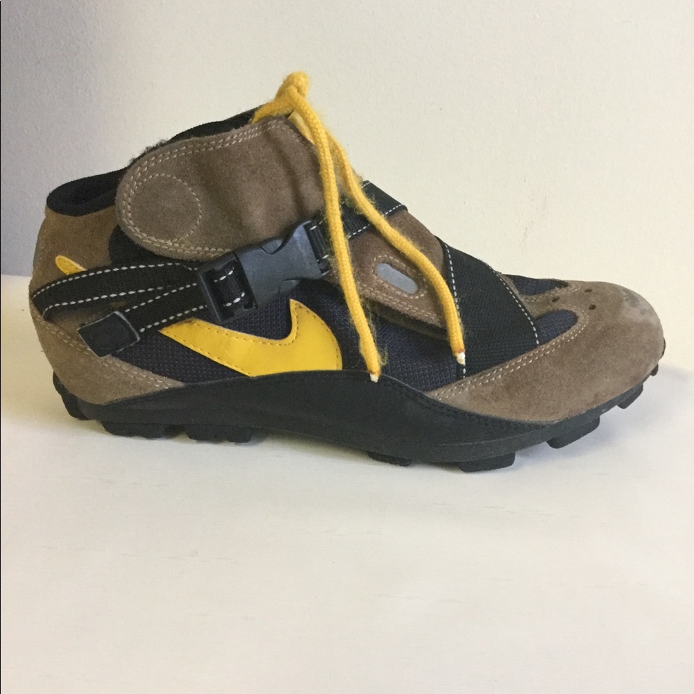 NIKE Suede Leather UNISEX Mountain Bike❤️ - Picture 1 of 8